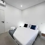 Cantinho Da Paz Апартаменты *